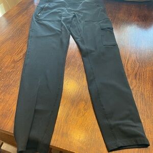 Eddie Bauer pull on stretch cargo pants